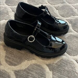 Sincerly Jules Black Patent T-Strap Mary Janes with Silver Ring